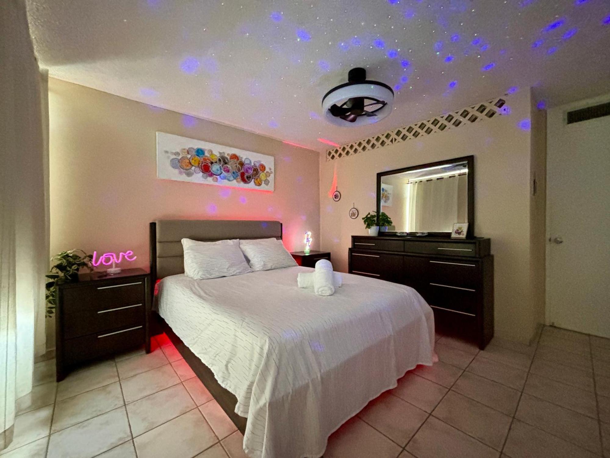 Downtown Beachfront Isla Verde Luxury Apartment San Juan Luaran gambar